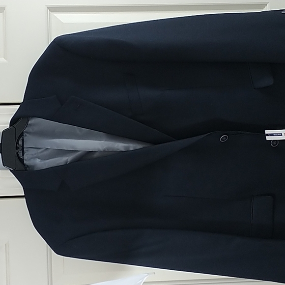 IZOD Classic Two Button Navy Blazer Fully Lined 50Reg - Picture 2 of 13